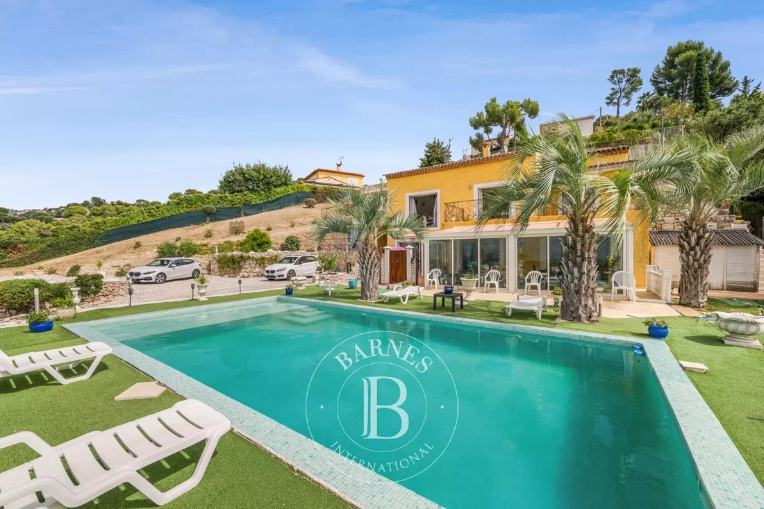 Villa in Colomars, Provence-Alpes-Côte d'Azur, France 2 - 18806726