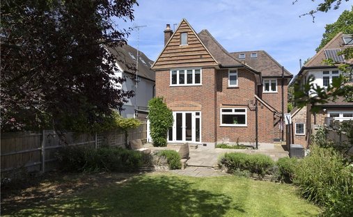 Casa a Cottenham Park, Merton, Inghilterra 1