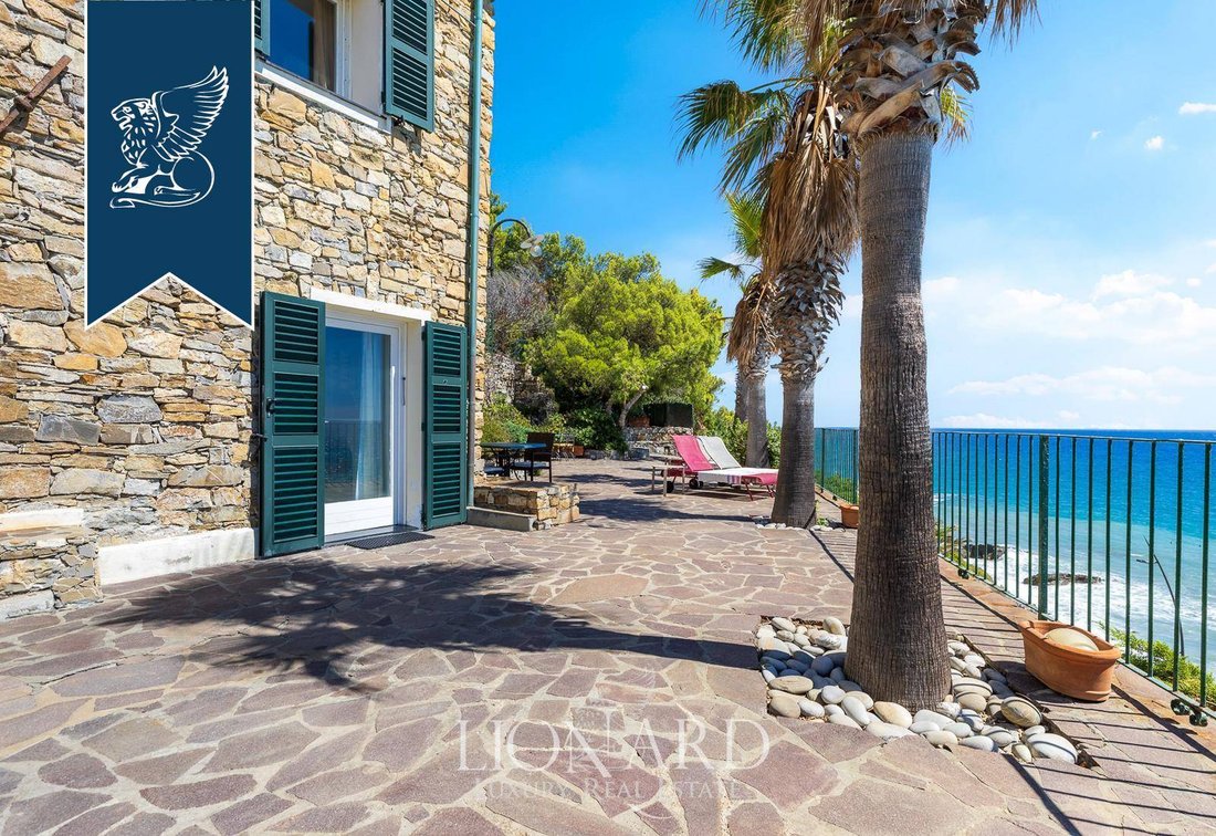 Villa in Oneglia, Imperia, Liguria 2 - 18808622