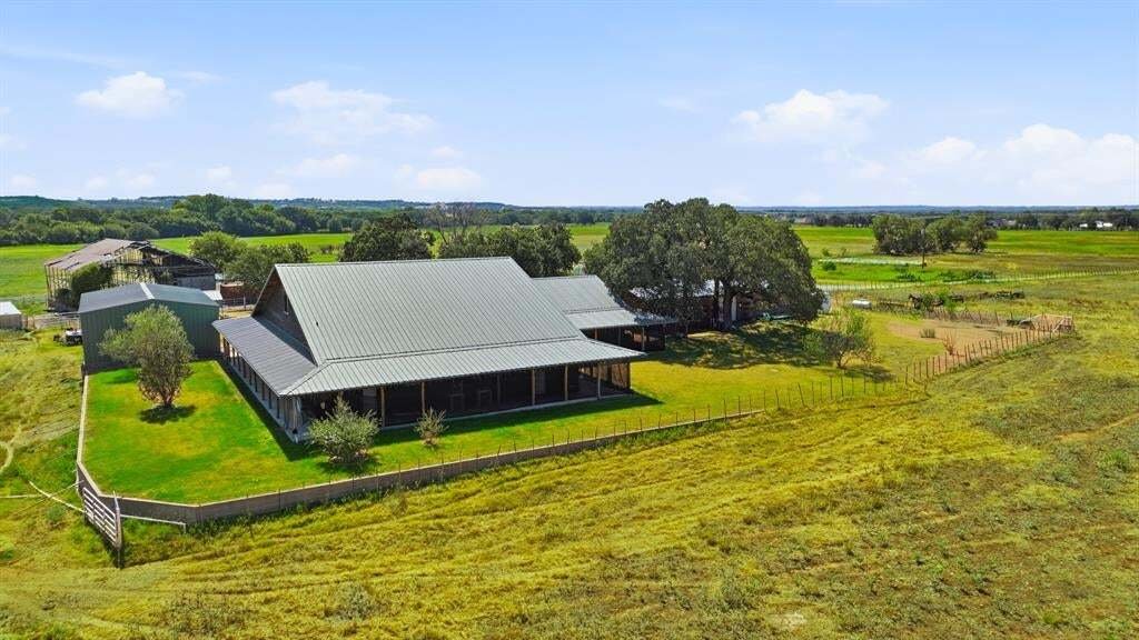Farm Ranch in Weatherford, Texas, United States 4 - 18057383
