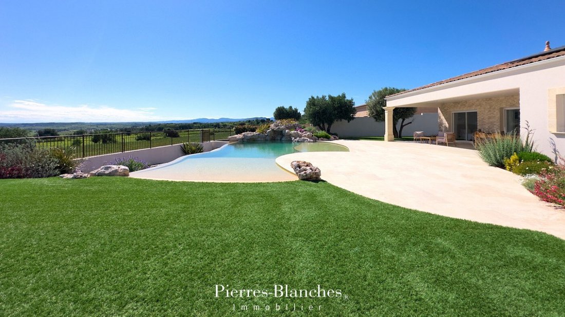 Villa in Ancien Hôpital, Beziers, France 2 - 17947641