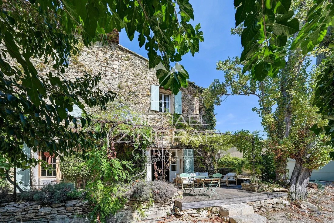 Casa di campagna a Craus, La Fare-les-Oliviers, Francia 1 - 18290899