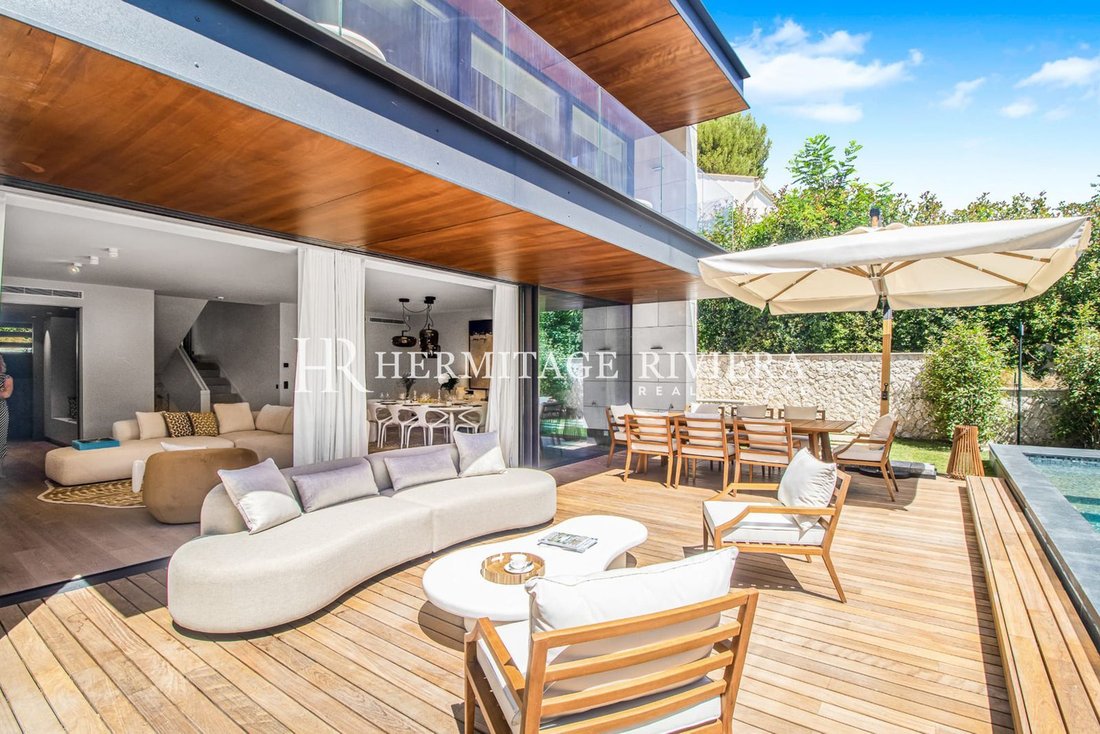 Villa in Saint-Jean-Cap-Ferrat, Provence-Alpes-Côte d'Azur, France 1 - 18807023