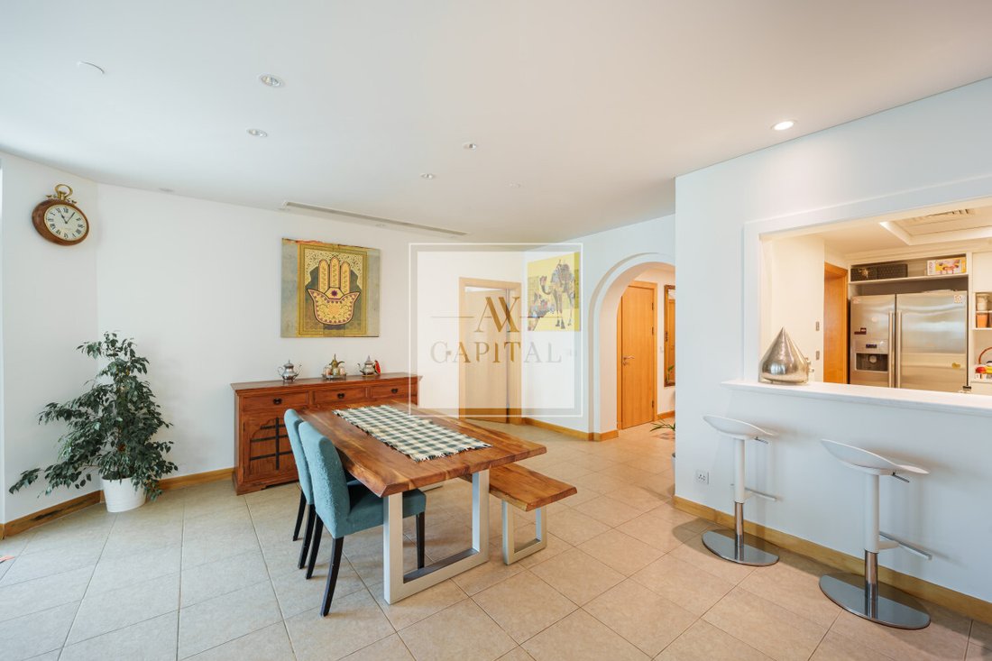 Apartment in Business Bay, Dubai, United Arab Emirates 4 - 18647769
