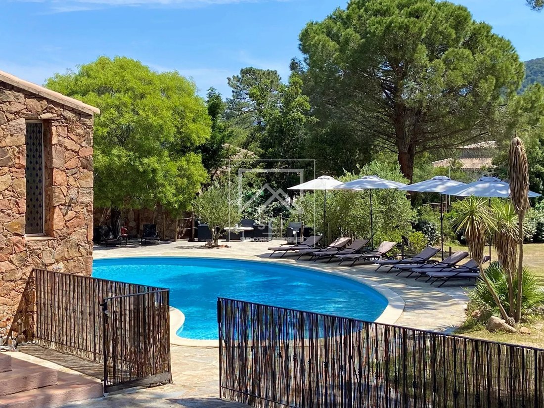 Villa in Porto-Vecchio, Corsica, France 1 - 18091137