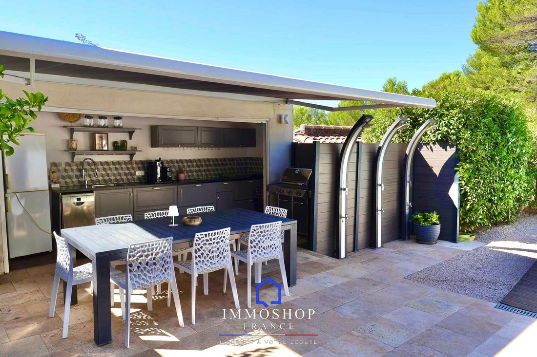 Villa in La Barasse, Marseille, Provence-Alpes-Côte d'Azur 3 - 18808373