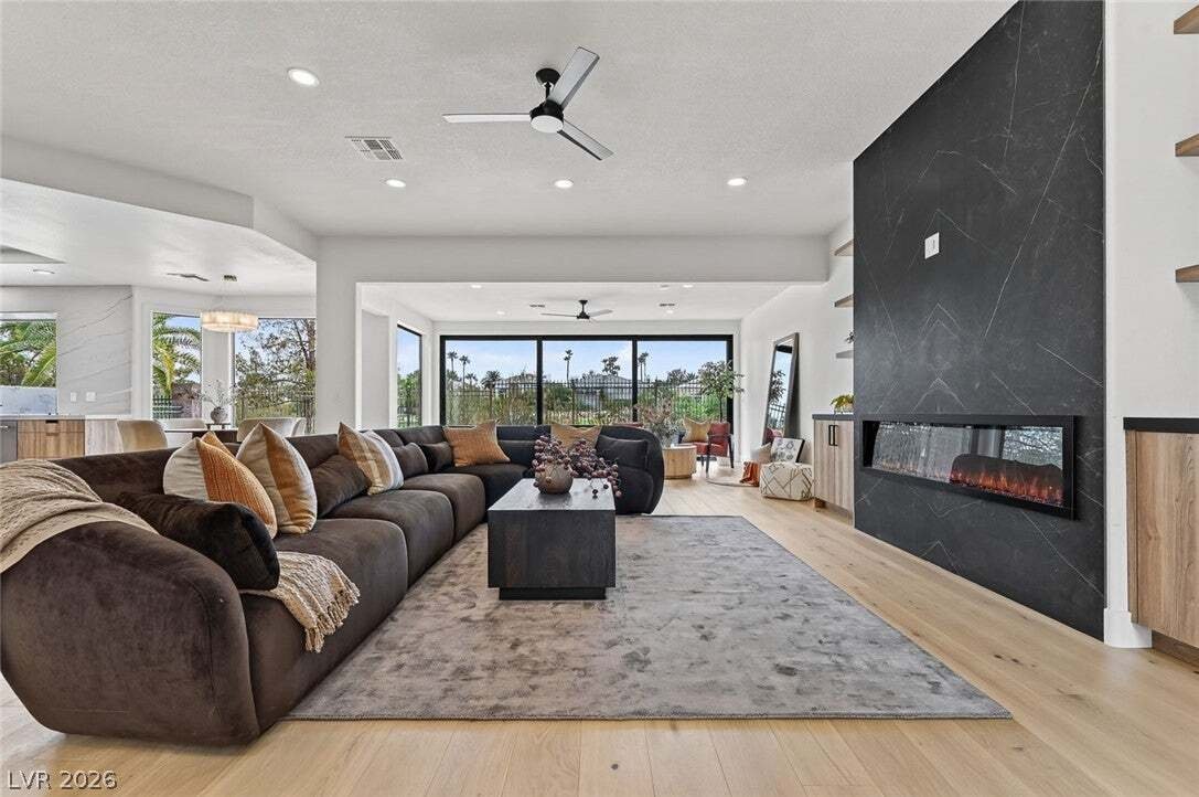 House in Las Vegas, Nevada, United States 1 - 18807819