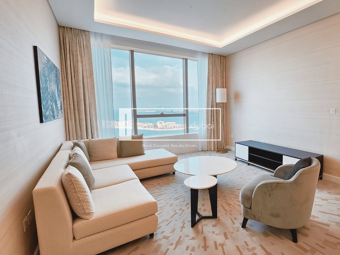 Apartment in Palm Jumeirah, Dubai, United Arab Emirates 1 - 18806576