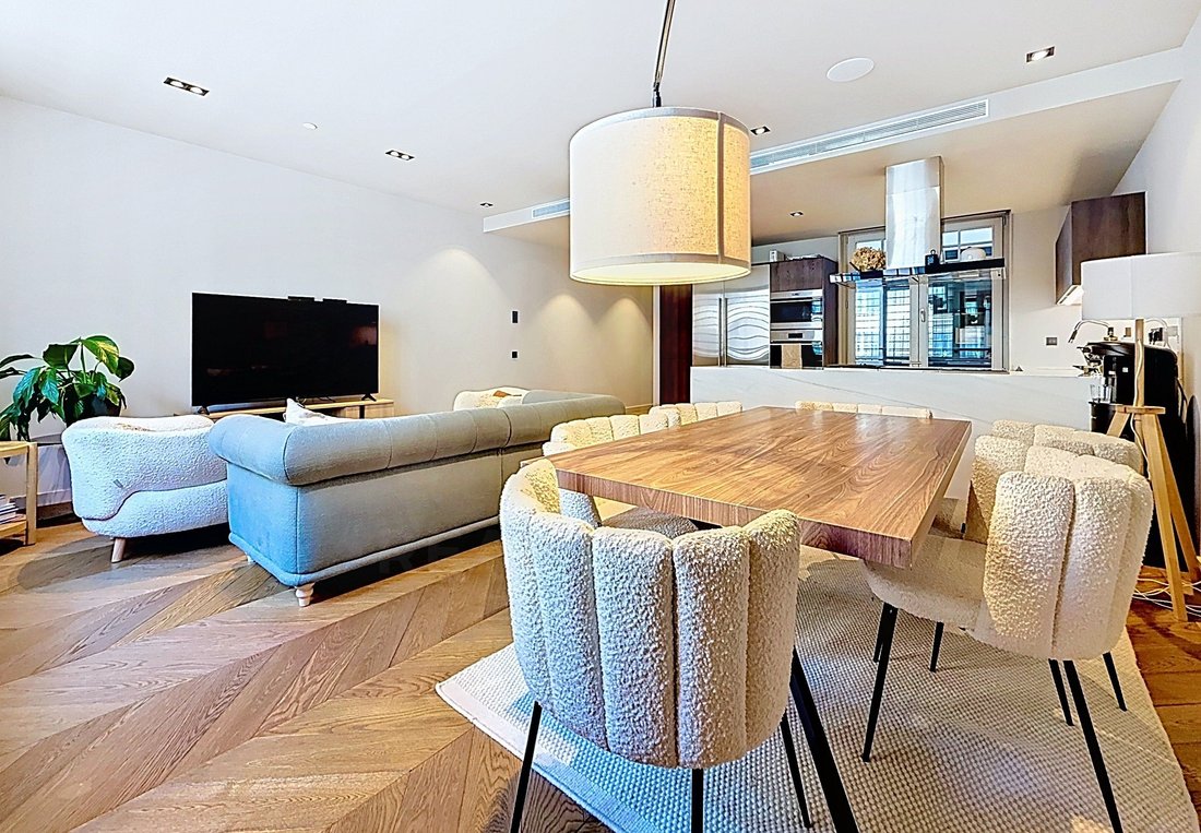 Apartment in Ciutat Vella, Barcelona, Spain 5 - 17915893