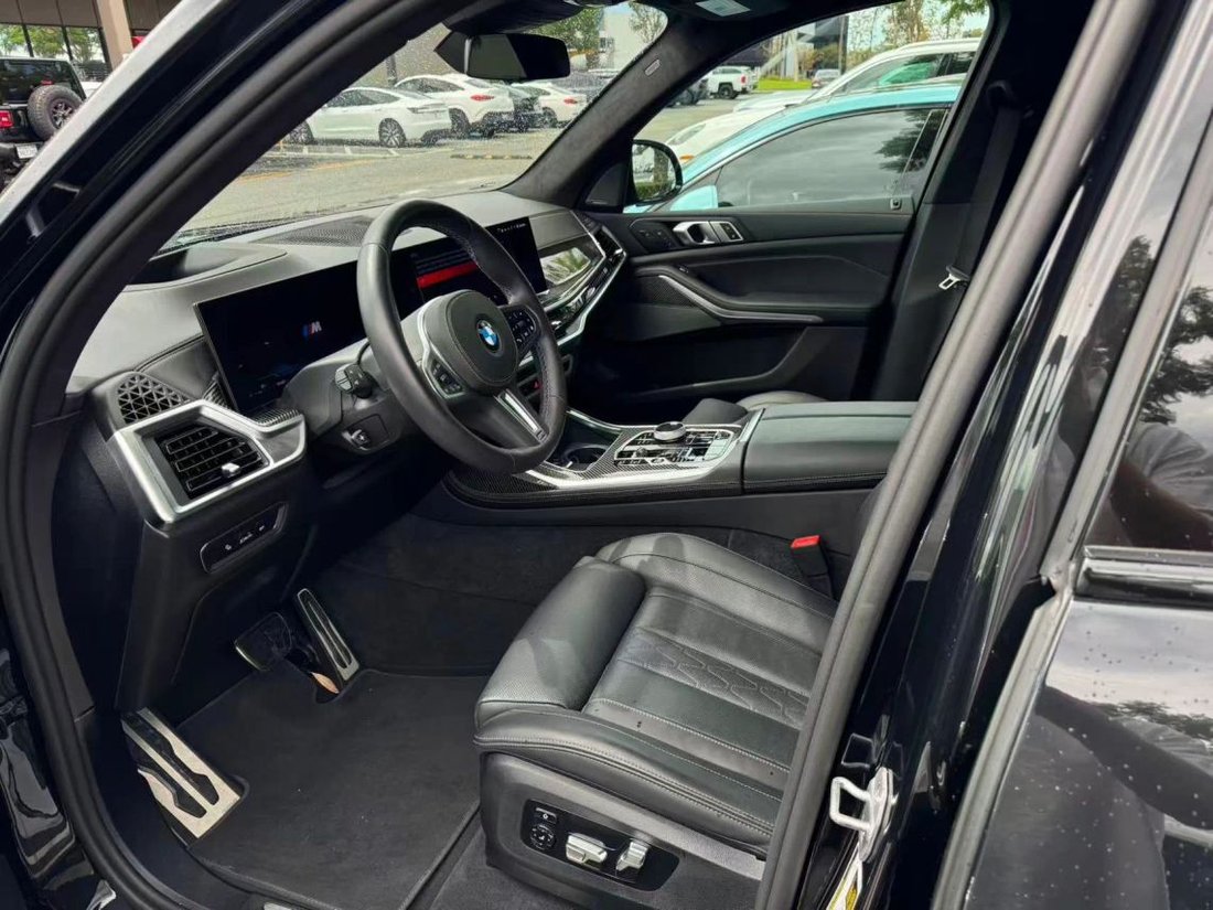 Suv in Costa Mesa, CA, United States 4 - 18808833