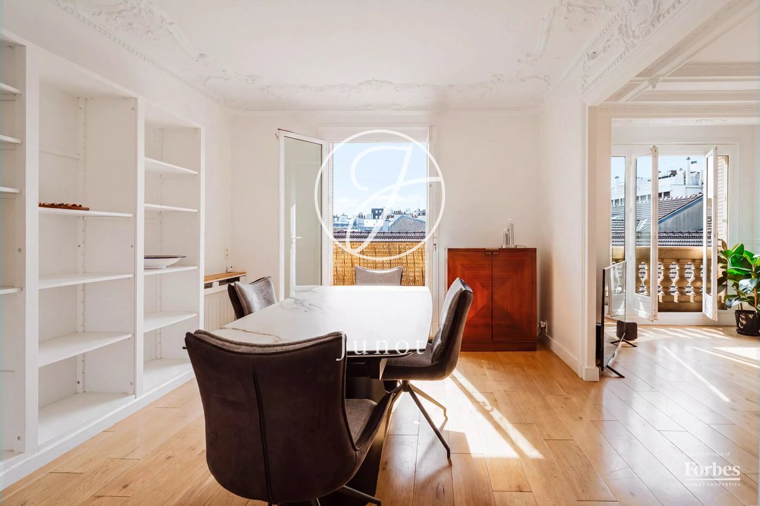 Wohnung in Courcelles-Wagram, Paris 17e Arrondissement, Paris 2 - 18807006
