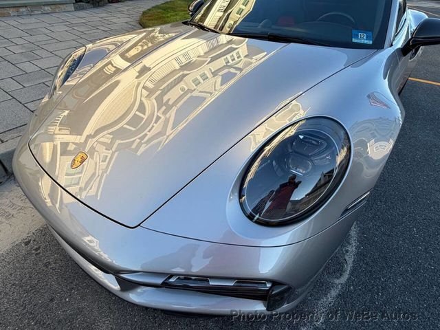 Porsche 911 in Calverton, NY, United States 2 - 18808135