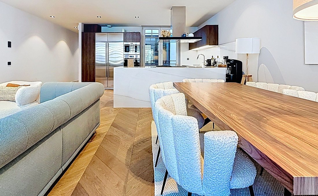 Apartment in Ciutat Vella, Barcelona, Spain 2 - 17915893