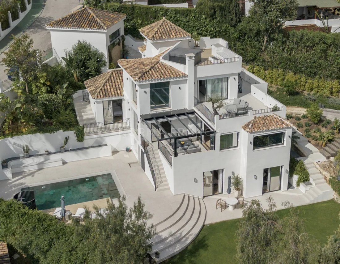 Villa en Nueva Andalucía, Marbella, España 2 - 18806601