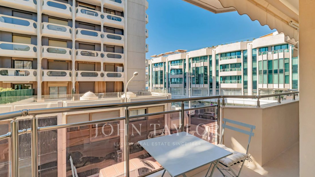 Apartamento en Costa Azul, Provenza-Alpes-Costa Azul, Francia 1 - 18807230