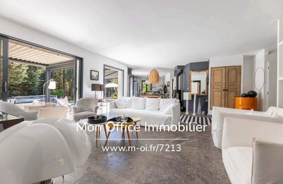 House in Mazenod-Bellevue-Saint Donat-Banon, Aix-en-Provence, France 3 - 18806685