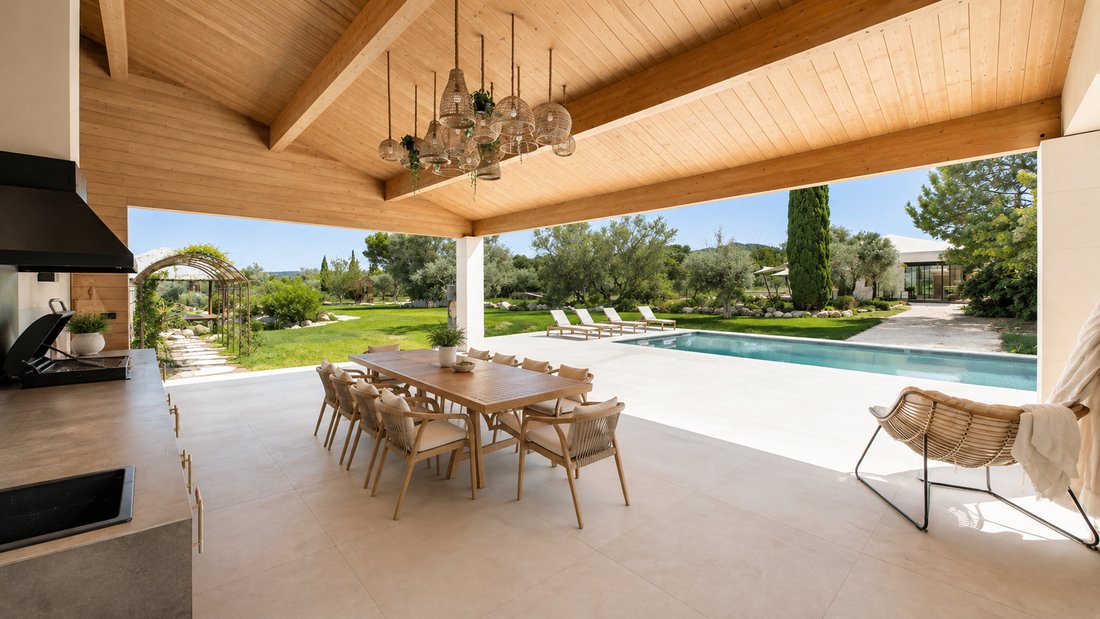 Villa in Eygalières, Provence-Alpes-Côte d'Azur, France 4 - 18807474