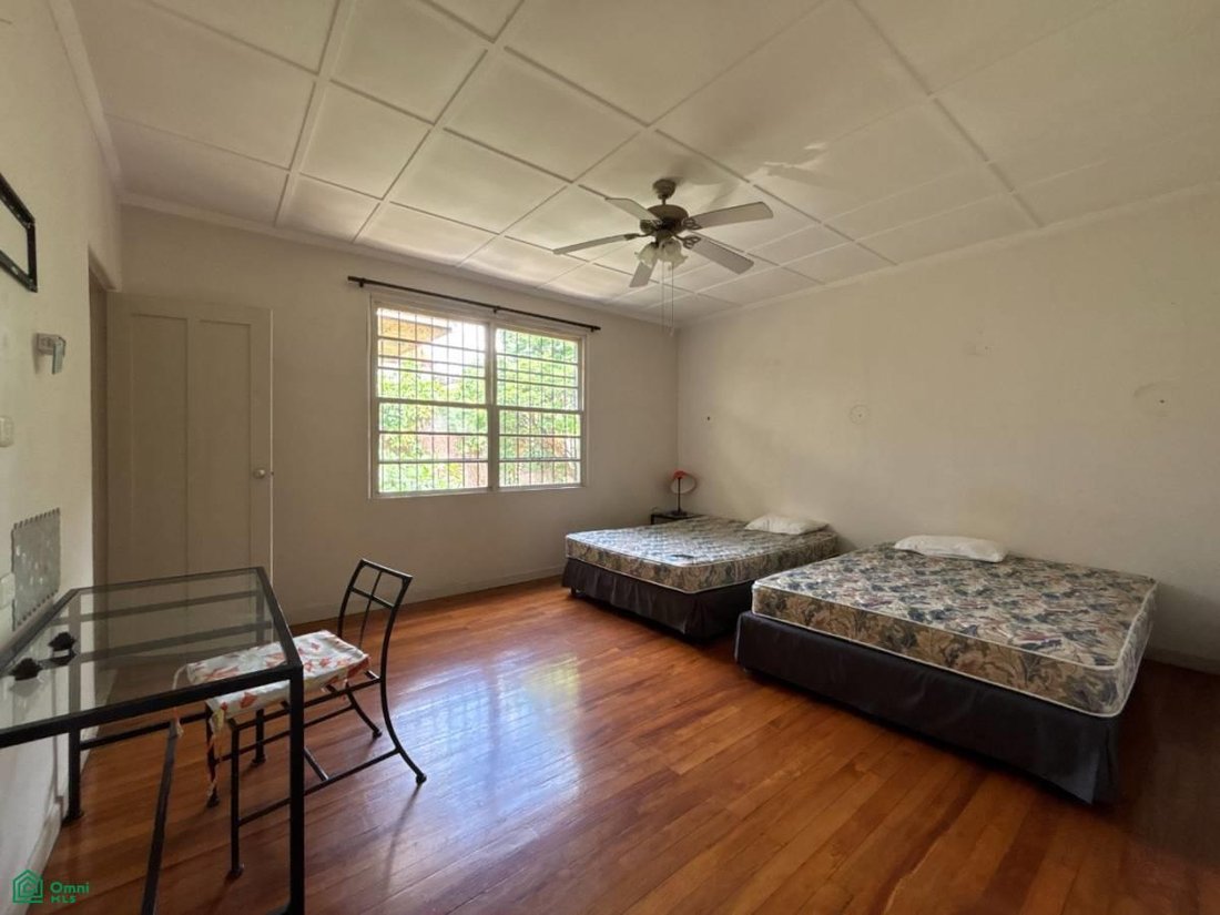 Maison à Cinco Esquinas, San José, Costa Rica 5 - 18356788