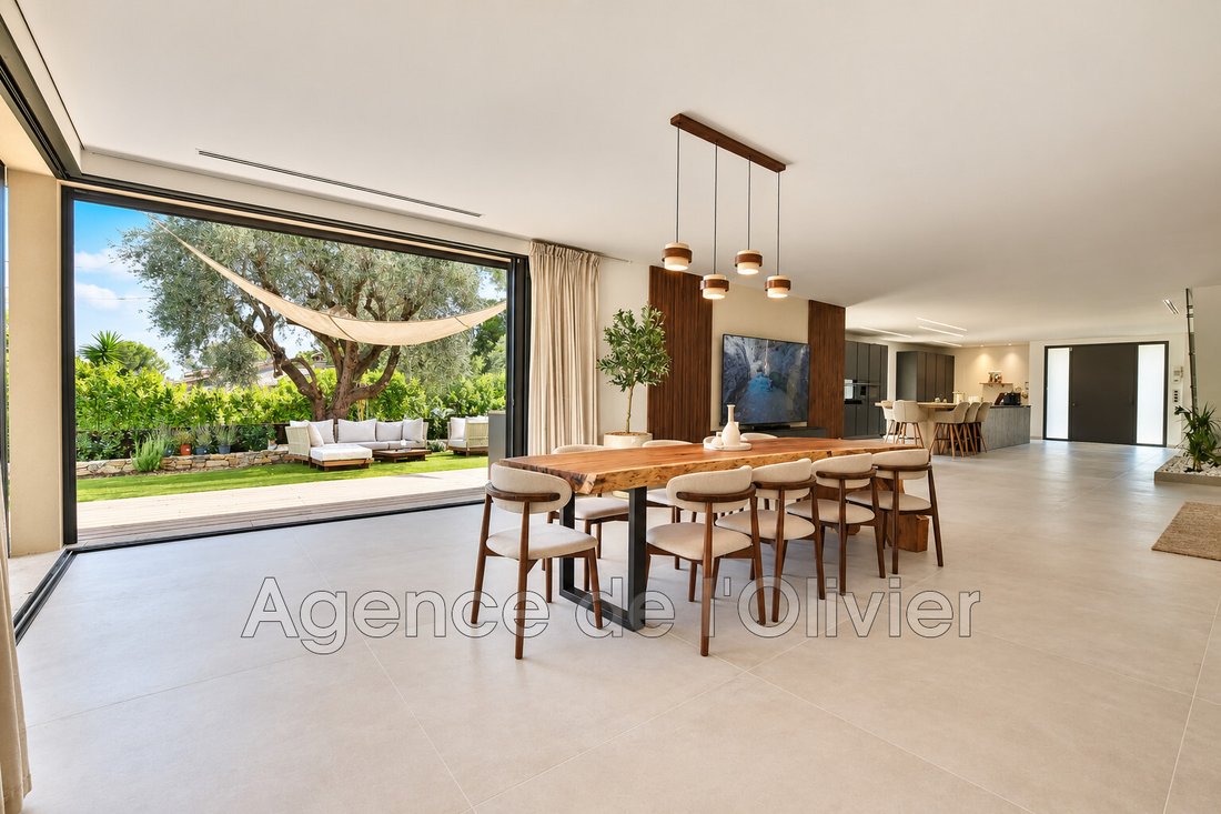 Villa a Le Rouret, Provenza-Alpi-Costa Azzurra, Francia 5 - 18642566