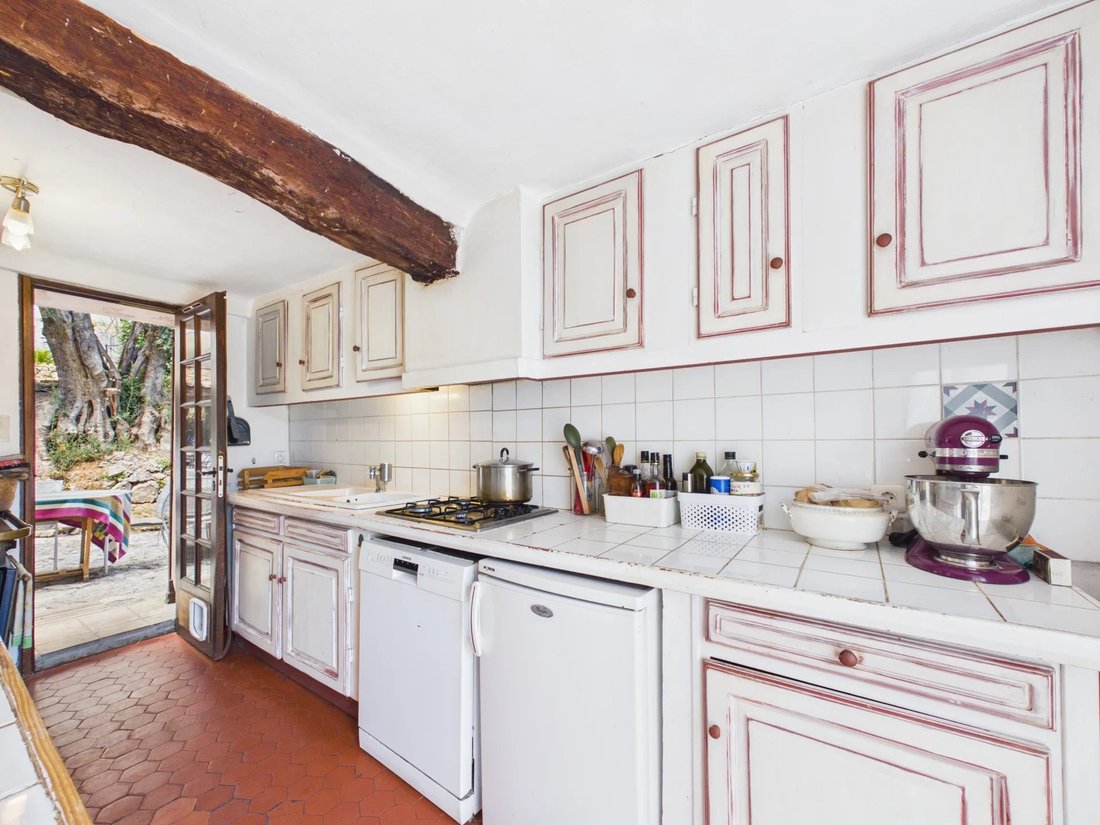 Casa en Grasse, Provenza-Alpes-Costa Azul, Francia 4 - 18806449