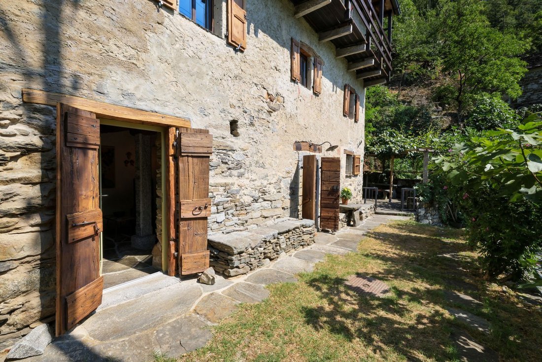House in Centovalli, Ticino, Switzerland 2 - 18806445