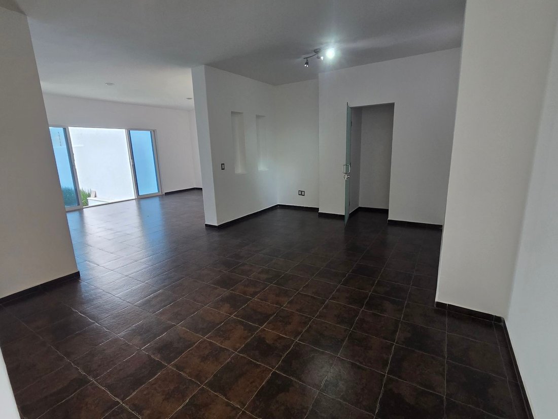 Condo in Cuernavaca, Morelos, Mexico 2 - 18808259