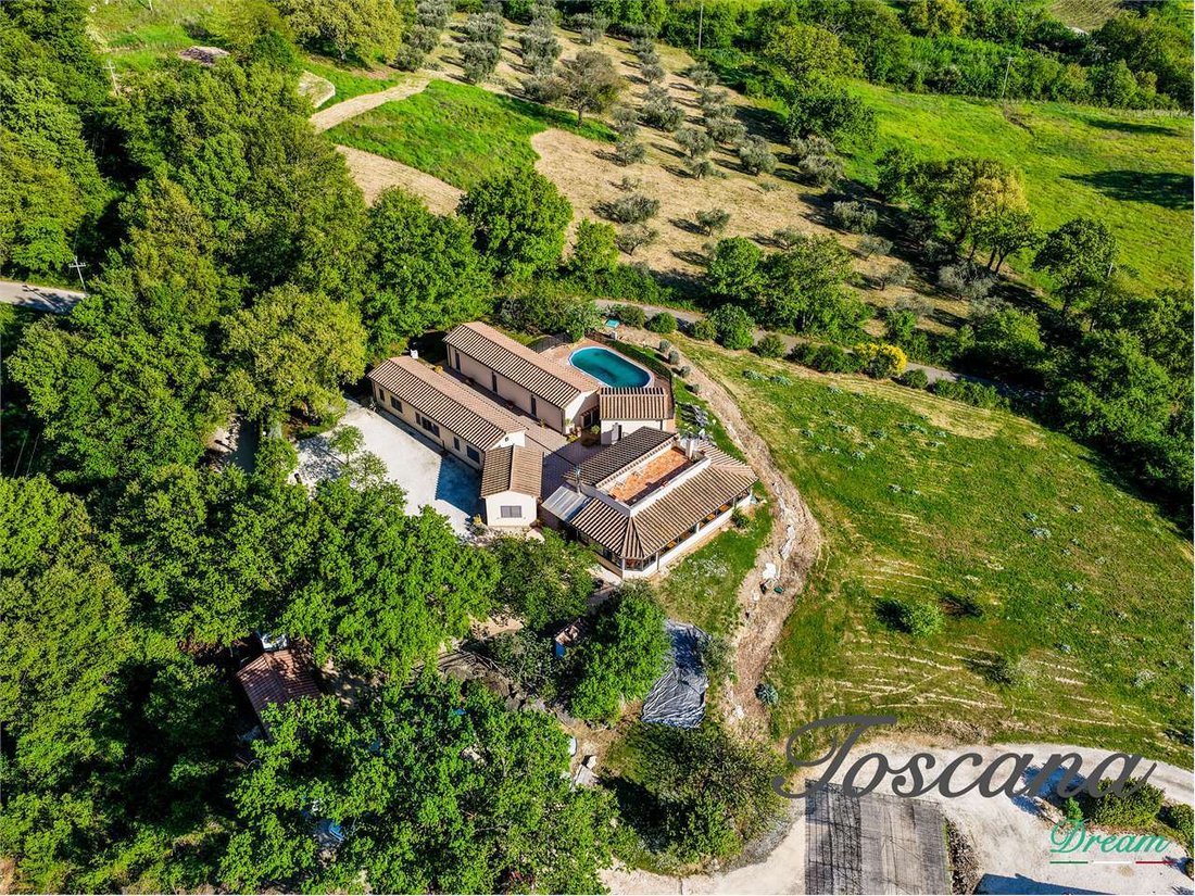 Estate in Semproniano, Tuscany, Italy 3 - 18808301