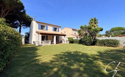 Maison à Counillier Valescure, Fréjus, France 1