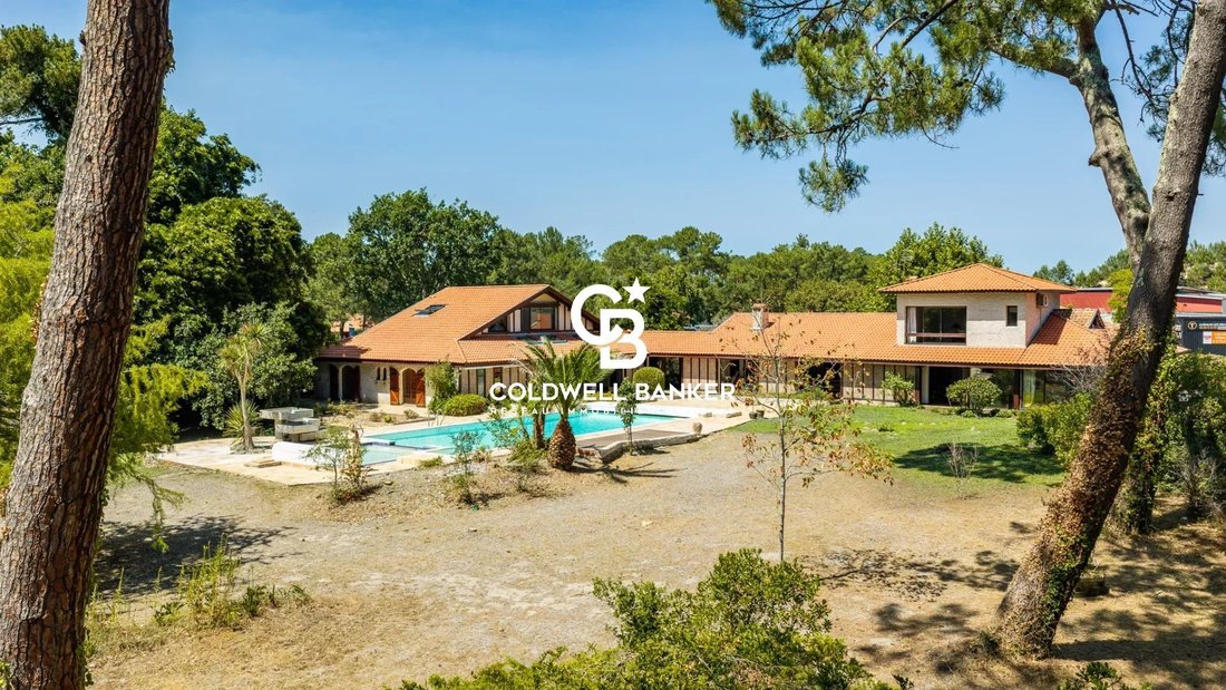 Estate in Bouhebe, Capbreton, France 1 - 18807034