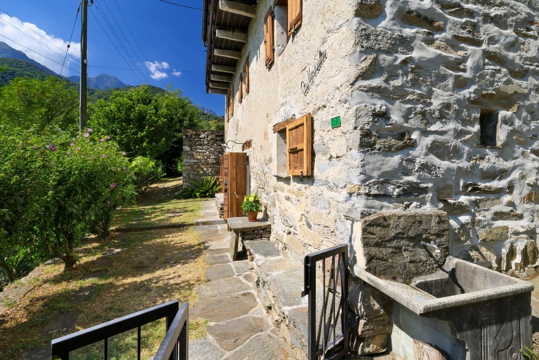 House in Centovalli, Ticino, Switzerland 1 - 18806445