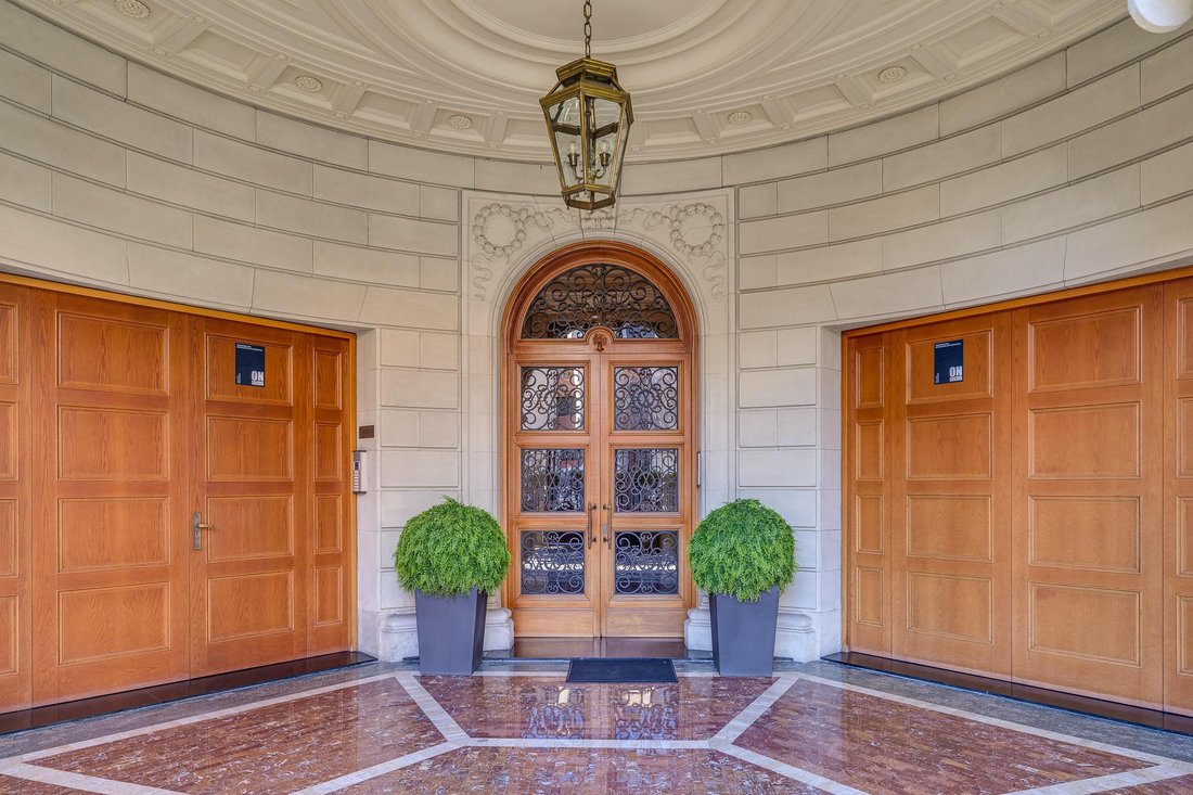 Apartment in Sarrià-Sant Gervasi, Barcelona, Spain 1 - 18806659