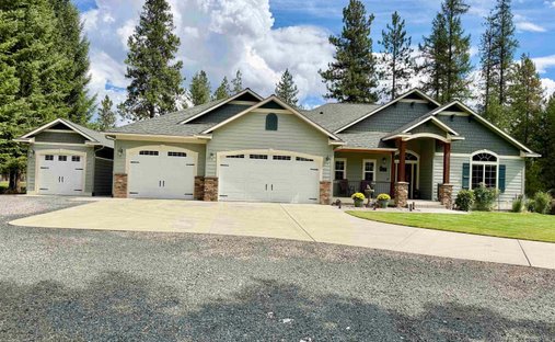 House in Chewelah, Washington, United States 1