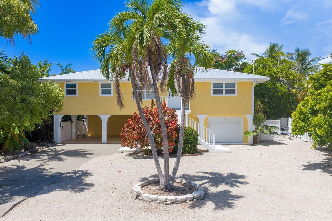Maison à Key Colony Beach, Floride, États-Unis 3 - 18809201