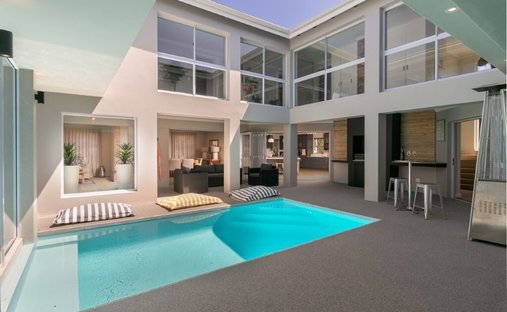 House in Sparrebosch, Western Cape, South Africa 1