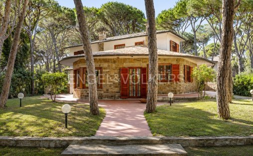 Villa in Principina a Mare, Grosseto, Italy 1