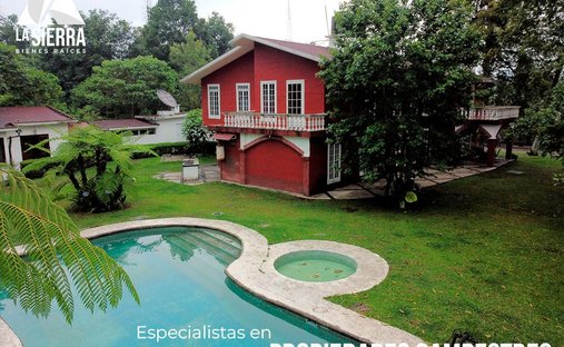 House in Xicotepec de Juárez, Puebla, Mexico 1