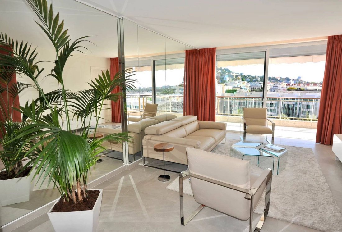 Apartamento en Cannes, Provenza-Alpes-Costa Azul, Francia 2 - 18660103