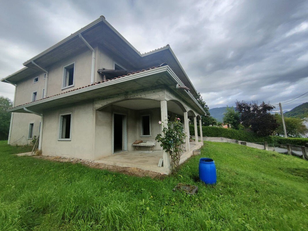 House in Sabbio Chiese, Lombardy, Italy 1 - 18806612