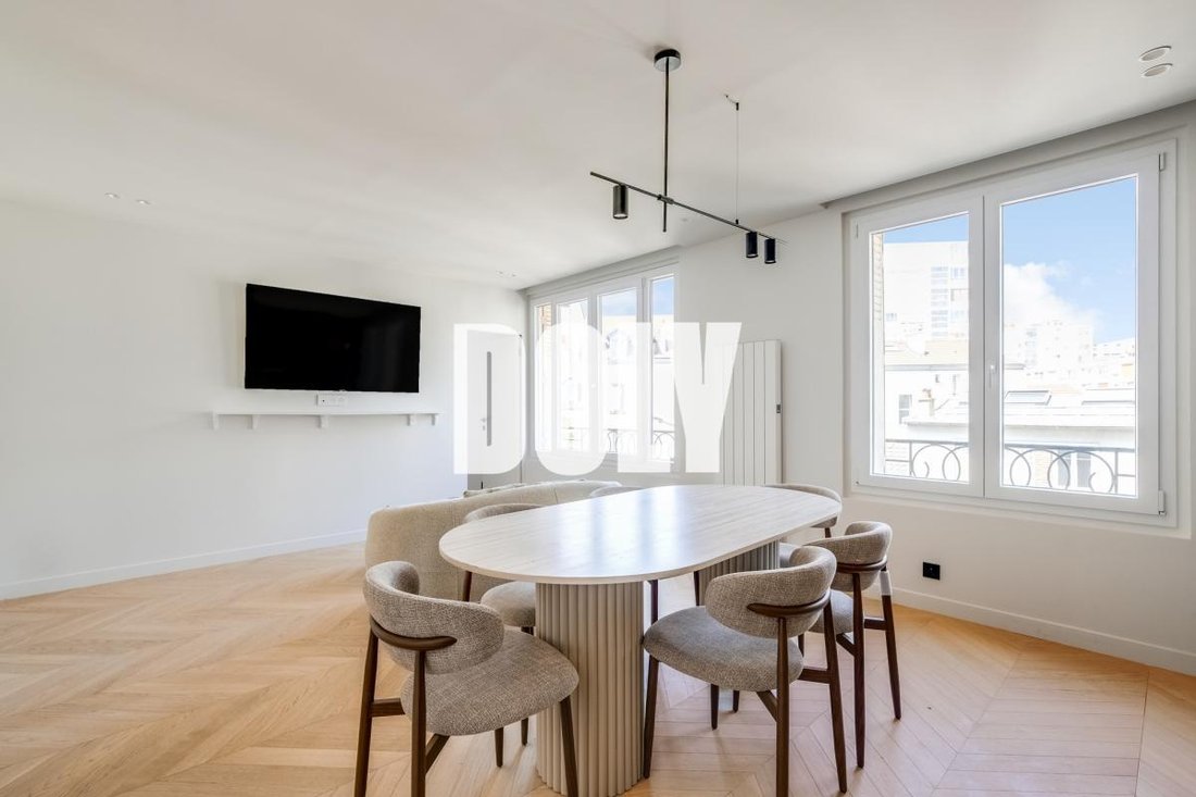 Apartment in Vincennes, Ile-de-France, France 3 - 18808523