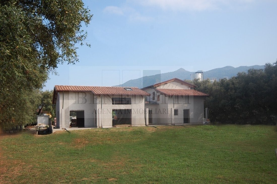 Villa in Seravezza, Tuscany, Italy 3 - 18806606