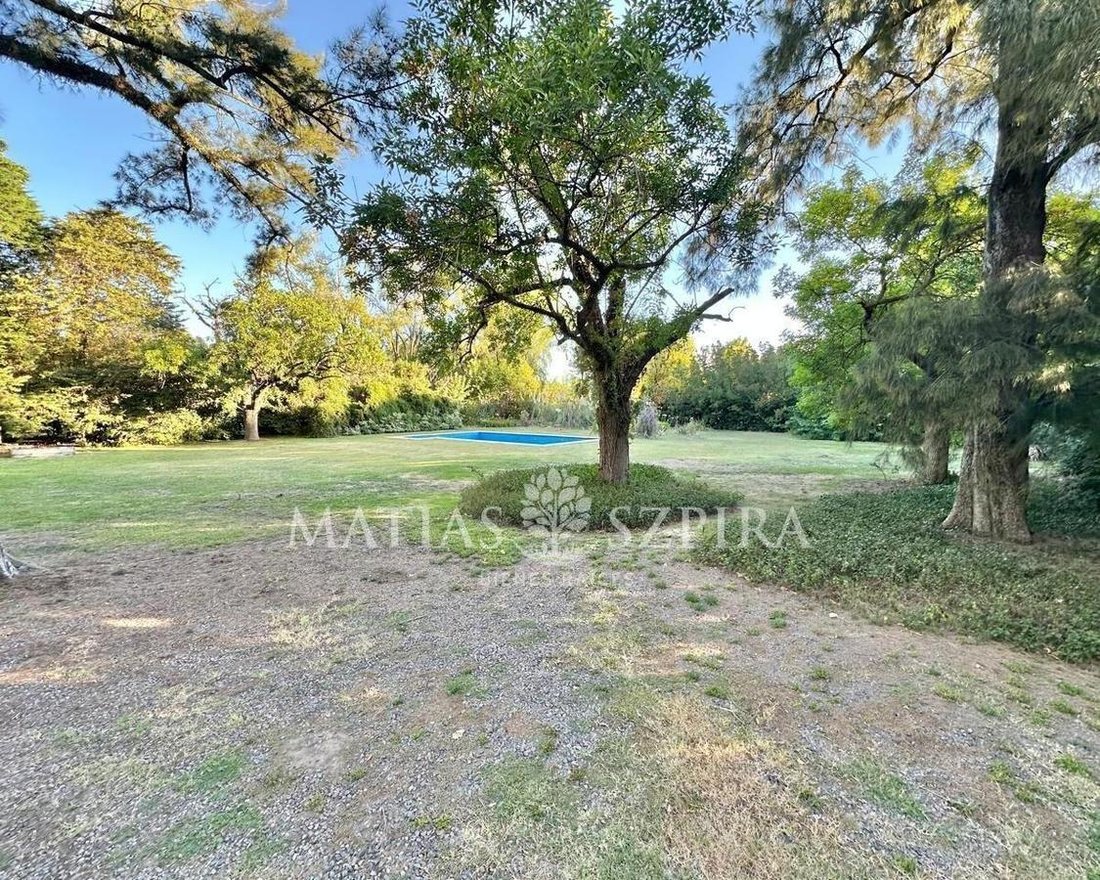 Land in Ituzaingó, Buenos Aires Province, Argentina 1 - 18808260