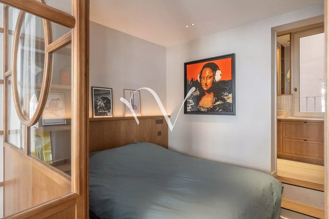 Apartment in Monnaie, Paris 6e Arrondissement, Paris 3 - 18807017