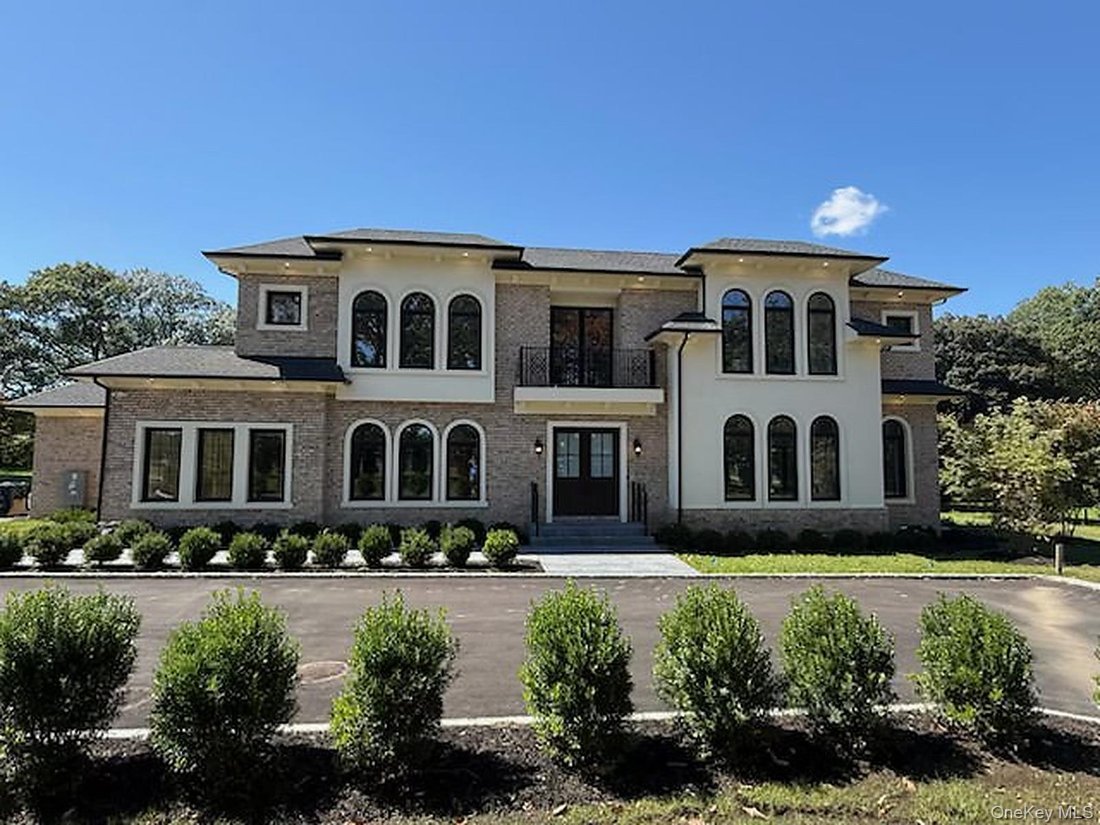 House in Old Westbury, New York, United States 1 - 18460103