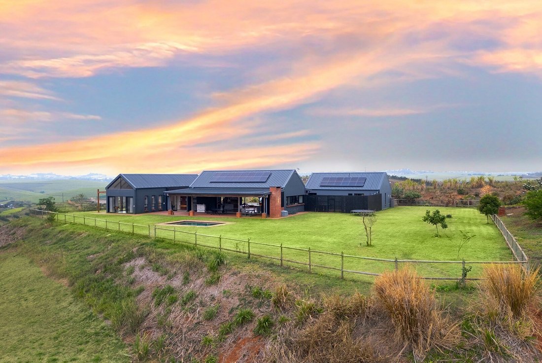 House in Dolphin Coast, KwaZulu-Natal, South Africa 1 - 18808303