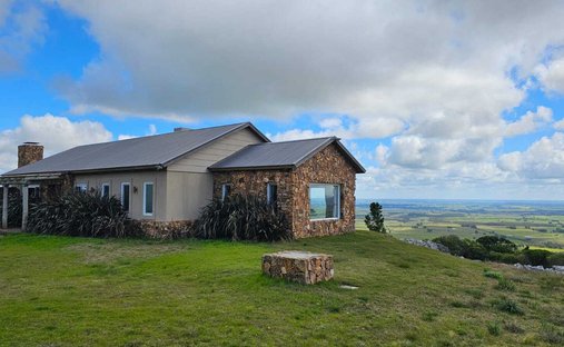 Casa de Campo en Aguas Blancas, Departamento de Lavalleja, Uruguay 1