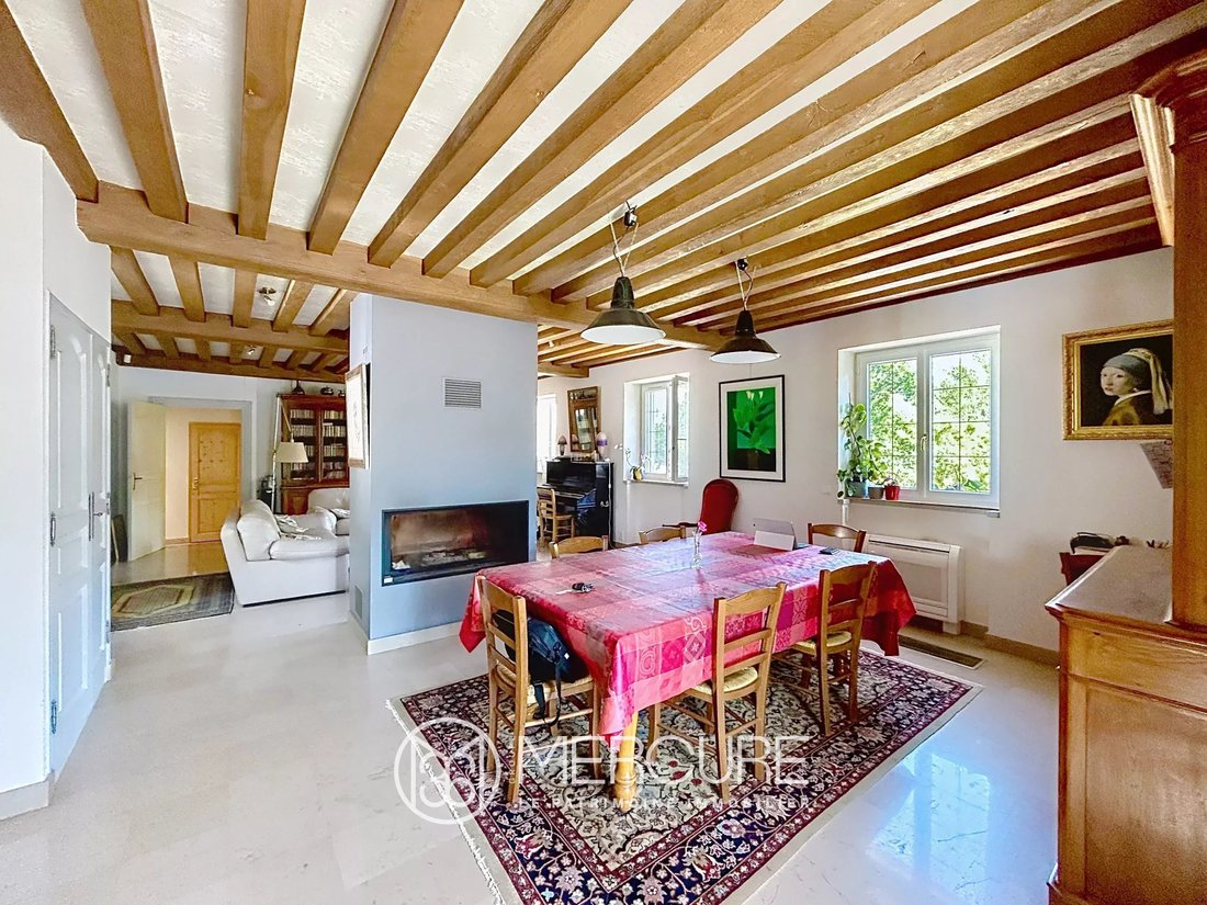 Estate in Givry, Bourgogne – Franche-Comté, France 5 - 18807011