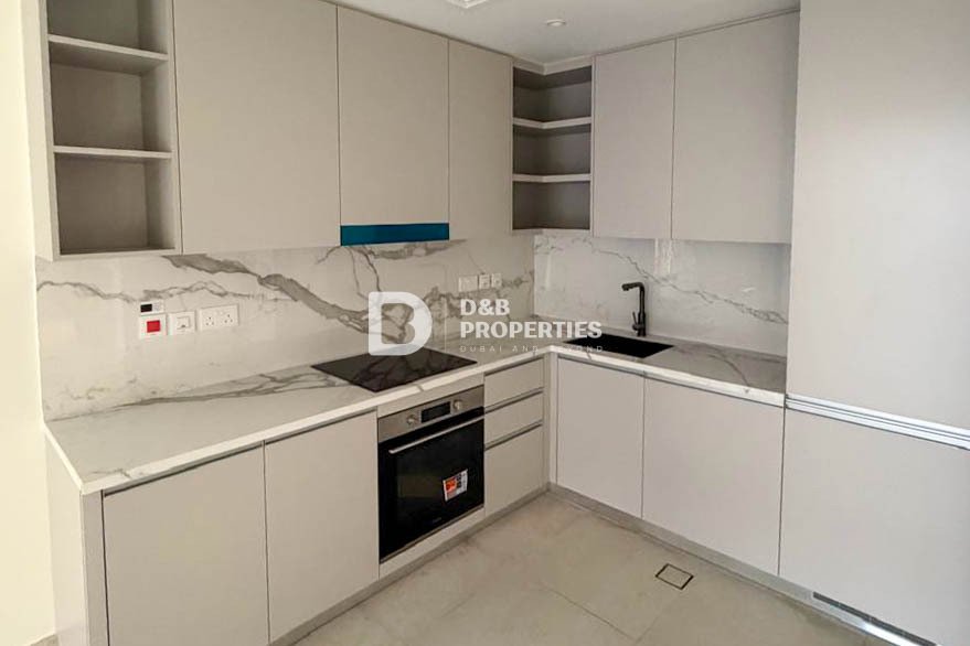 Apartment in Umm Suqeim, Dubai, United Arab Emirates 5 - 18806473