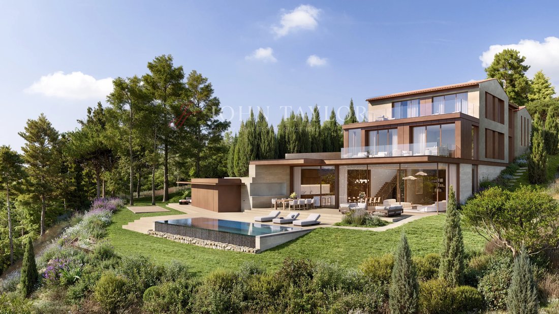 Villa in Saint-Rémy-de-Provence, Provence-Alpes-Côte d'Azur, France 1 - 18807039