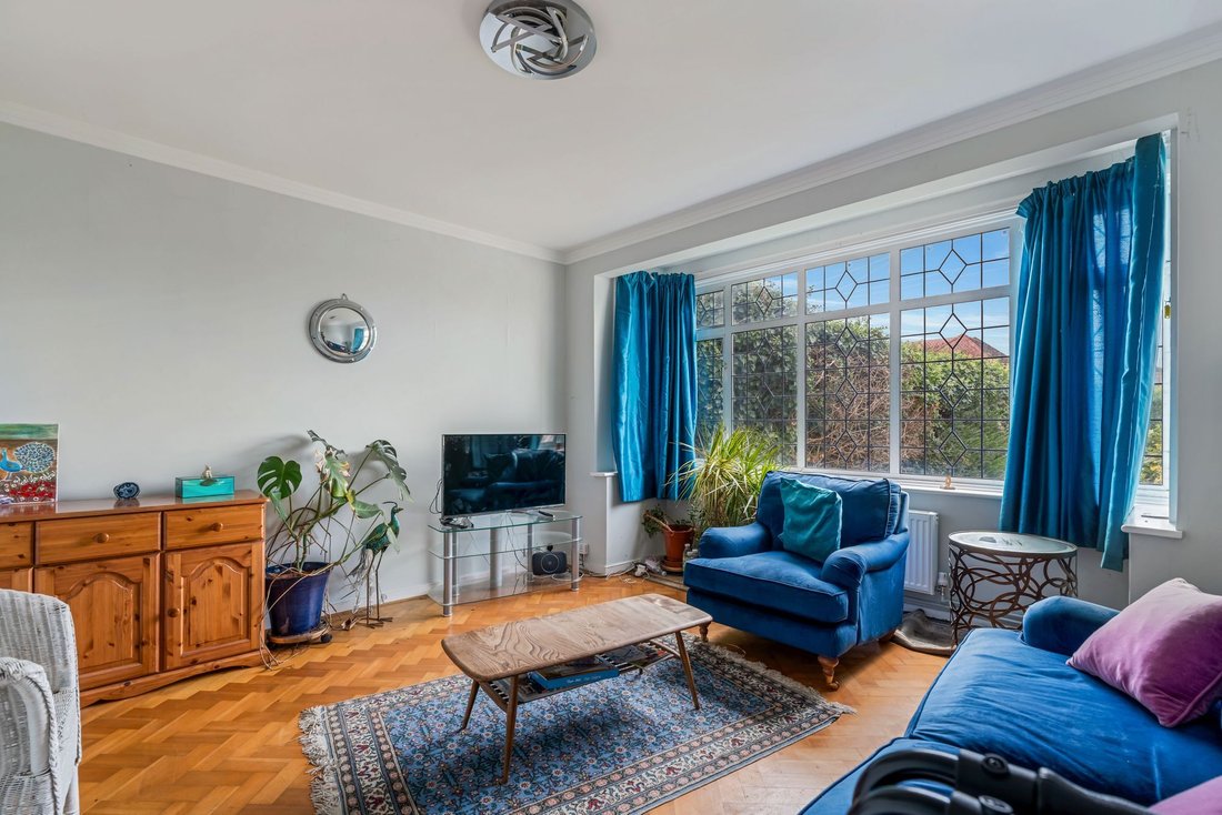 House in London Borough of Sutton, England 2 - 18808052