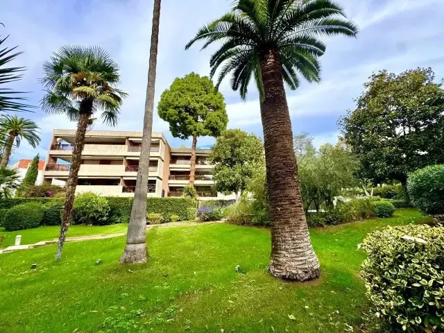 Appartamento a Cannes, Provenza-Alpi-Costa Azzurra, Francia 2 - 16886548